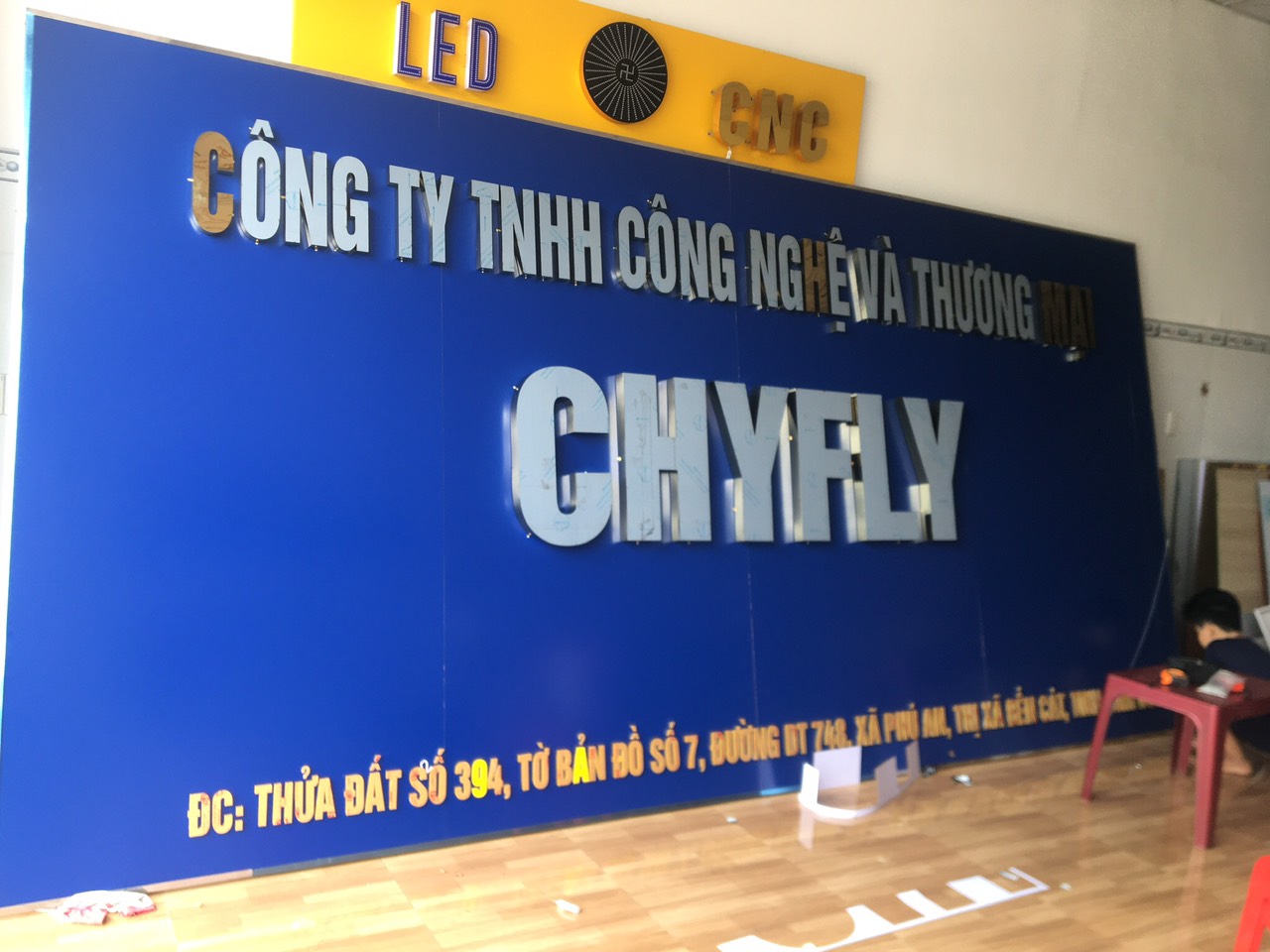 BẢNG HIỆU CHỮ INOX CÔNG TY CHEFLY